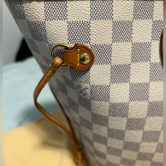 LOUIS VUITTON Damier Azur Neverfull Tote bag. - Picture 3 of 7